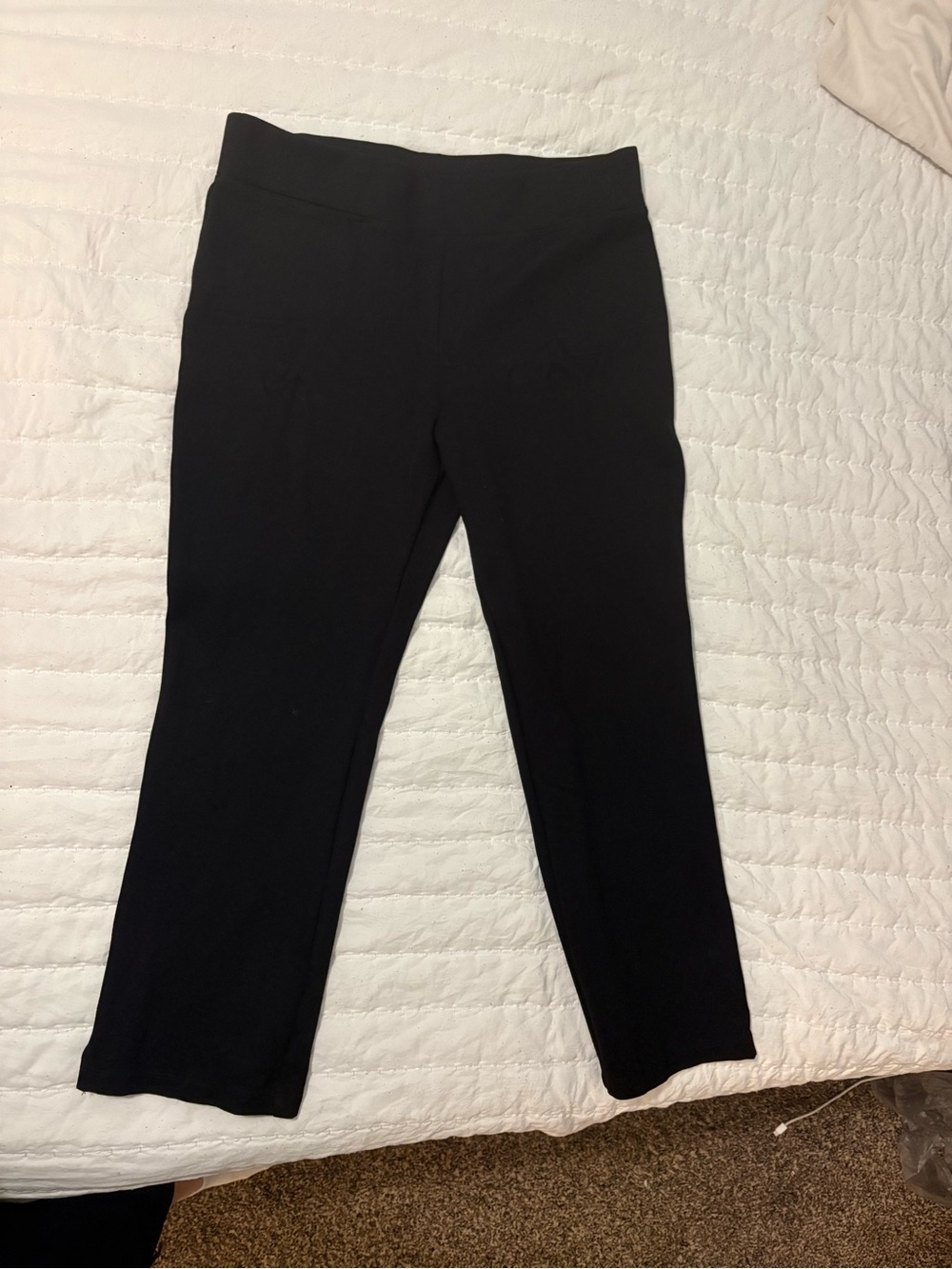 Quince Black Straight-Leg Ponte Pull-On Pants